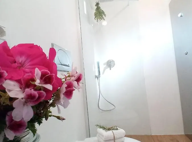 Dom wakacyjny Deppy Porto Columbu - Perd'E Sali